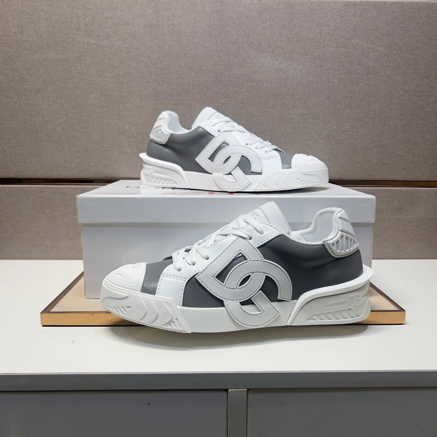 Men's men's shoes 💰pp500 [DG～] Couple's casual shoes 2025z cabinet sales simultaneously 🔶Size: 35-44#️⃣ 🔷4 colors🔜The upper is made of multi-material splicing ➕Towel lining, comfortable and breathable, sole: original comfortable, wear-resistant and non-slip outsole, ⚠️Real 📱Photography🎬The real thing is better📢📢📢